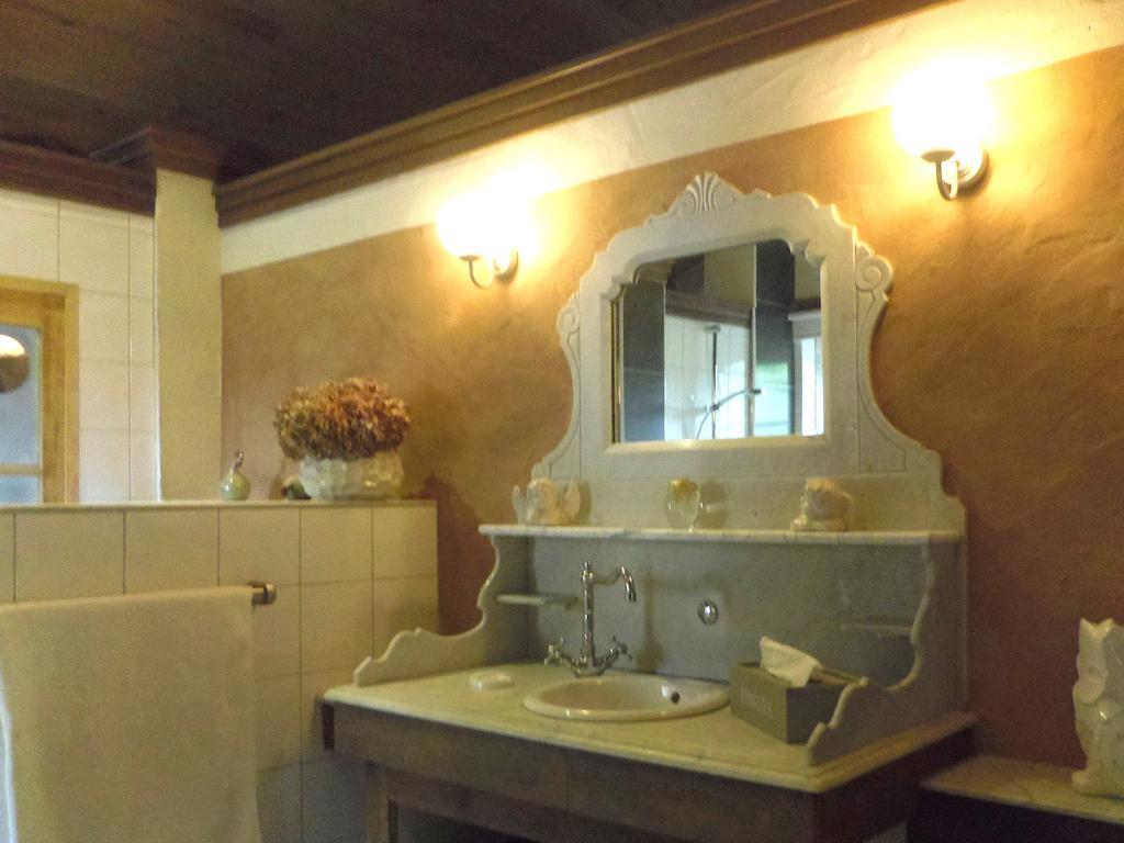 Place Des Nobles Bed & Breakfast Cuiseaux Room photo